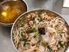 -正宗杨记普洱酸醋米线(总店)
