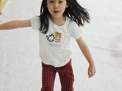 -正佳冰河湾真冰滑冰场
