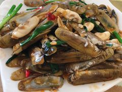 -双月饭店·20年老字号(新村店)