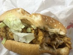 -麦当劳(龙洞店)