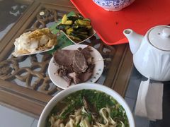 -吾穆勒蓬灰牛肉面·清真(北滨河中路店)