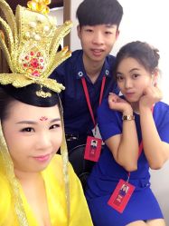 -盘子女人坊生日照·摄影馆(华强店)