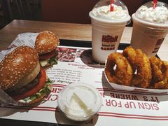 -The Habit Burger Grill 哈比特汉堡(复兴soho店)
