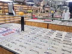 -罗伯特眼镜·蔡司官方授权(罗湖国贸店)