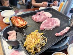 -Dombe豚(黑猪肉街店)