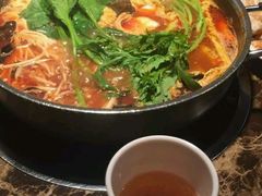 -猪啊牛呀羊啊铜盘烤肉(正大广场店)