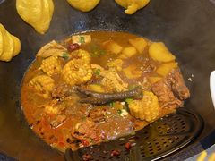 -袁小二大东北铁锅炖(吉祥村总部)