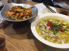 -十二饭点·川菜(北站圆融店)