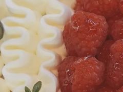 -花花卷卷·鲜食蛋糕(静安久光百货店)