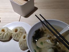 -凤起龙游老面包子(凯德晶品店)