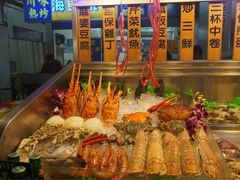 -六合夜市
