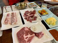 烤五花肉-首尔馆韩国料理(金童路店)