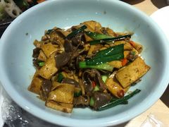 -关东小磨东北菜(上海长风大悦城店)