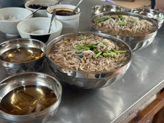 -正宗杨记普洱酸醋米线(总店)