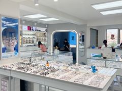 -潘多拉眼镜·蔡司依视路明月(潘家园店)