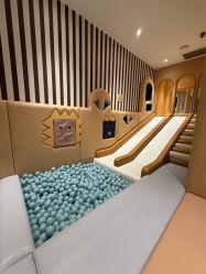 -奈尔宝·儿童乐园·亲子餐厅(前滩店)