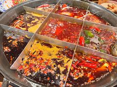 -周小明火锅(黑金冠社区店)