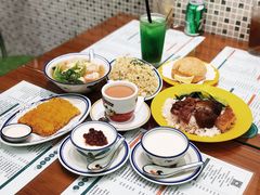 三宝饭-小龍鳳餐室(番禺路店)