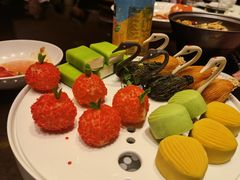 -江上荟·创意中国菜(绿地缤纷城店)