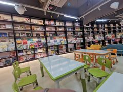 -新华书店(黄州大道店)