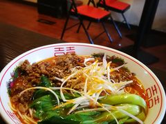 -拉面莊夢語＆中华料理八椿