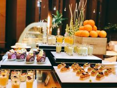 -松山湖凯悦酒店·Café自助餐厅·周末火舞秀表演