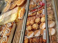 -好利来(高新枫叶广场店)