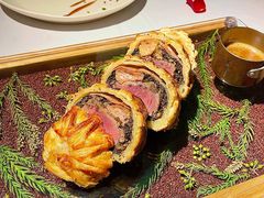澳洲纯血M5+和牛惠灵顿-Erman岩烧牛排(虹桥南丰城店)