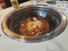 -哈尔滨烧烤·山河村铁锅炖(交大店)