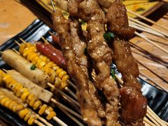 -老街烧烤大排档·地道湖北菜·龙虾馆(汉口火车站店)