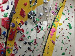 -问山MountQuest攀岩馆