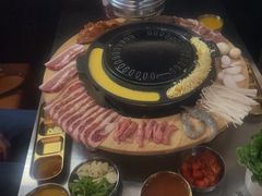 -胡悦里韩式烤肉(芝罘万达广场店)