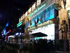 皇冠自酿啤酒坊-皇冠自酿啤酒坊(中国红街5号楼店)