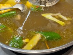 -乡土黄·鲜牛肉火锅·小龙虾(兴业街店)