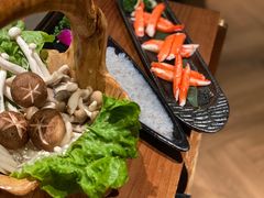 -捞王锅物料理(上海世茂广场店)