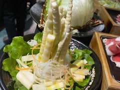 -湊湊火锅·茶憩(新中关购物中心店)