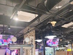 -马路牙子烧烤音乐酒馆(望京店)