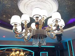 -路边边地标烧烤·川菜·小龙虾·音乐酒馆(良乡长虹店)