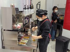 -须尽欢·冰淇淋&中国茶(翔殷路店)