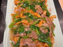 潮界湿炒牛河-潮界(虹桥新天地店)