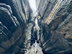 -梭布垭石林景区