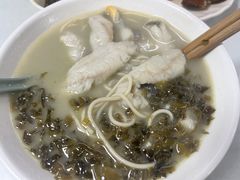 -明呈黄鱼面馆(斜土路店)