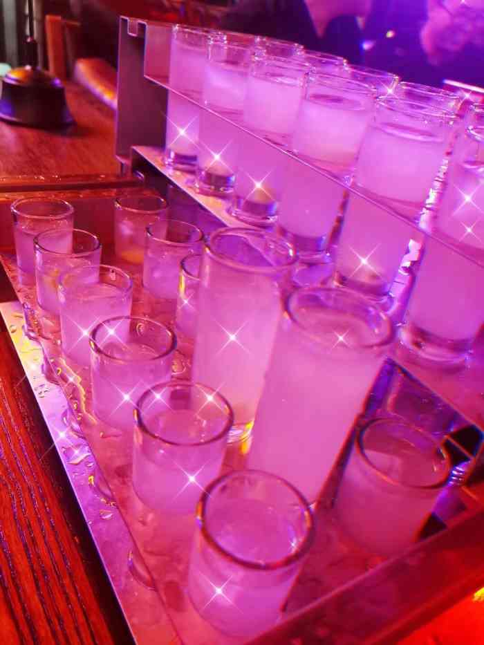 superface club 酒吧-"昨天第一天开业…人真的超级多,毕竟石家庄.