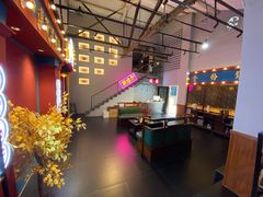 -里堂派对·独栋团建聚会小院轰趴馆(三圣乡店)
