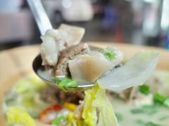 -龙巢盱眙龙虾·鸡煲·烧烤宵夜(坪洲店)