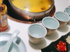 -洪氏嗨捞·猪肚鸡火锅(阳光天地店)