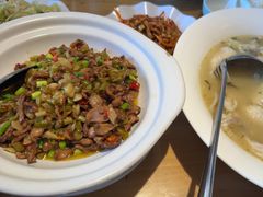 -严记小天府酸菜鱼(西四路店)