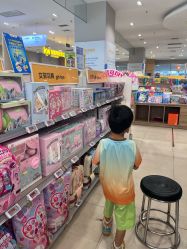 -孩子王(仪征宝能店)