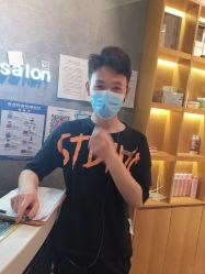 -时尚殿堂明星门店