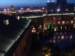 窗外夜景-太原星河湾酒店